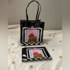Bloomingdales Tote bag and Case  Small Dog Elevator